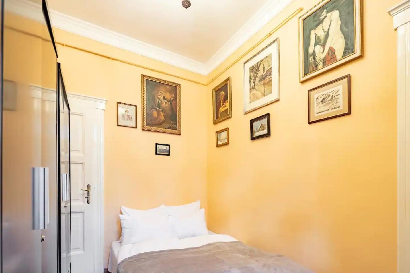 Vamhaz Boulevard Apartments ブダペスト エクステリア 写真